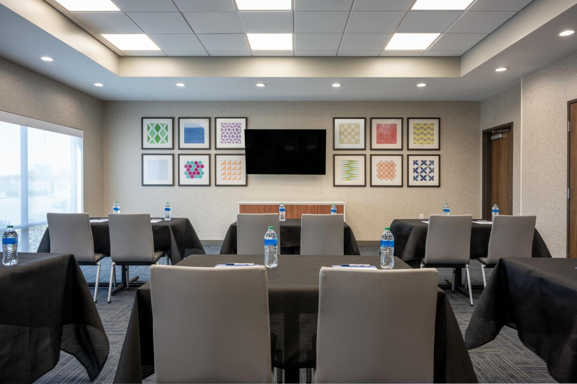 Express & - - Mesa Gateway Airport 3* Gilbert