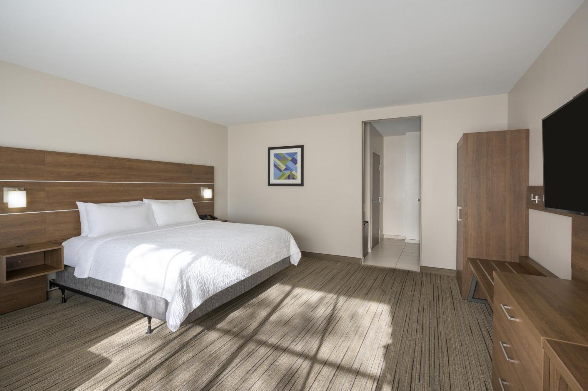 Hotel Express & - - Mesa Gateway Airport Gilbert
